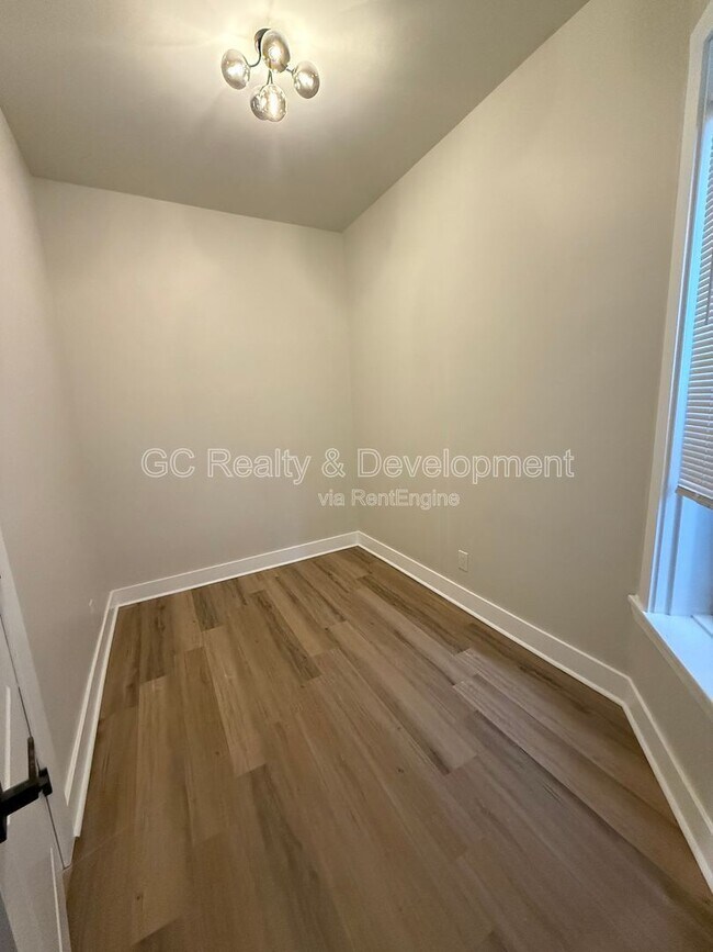 Foto del edificio - 4241 S Calumet Ave