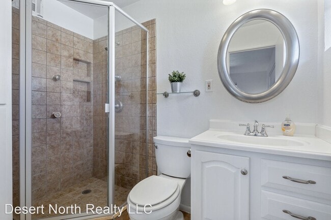 Building Photo - 3 br, 2 bath House - 1320 W ROVEY Avenue