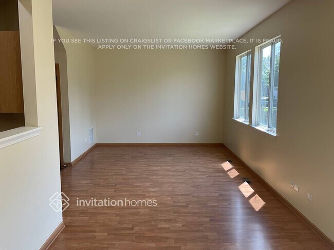 Foto del edificio - 3803 Adesso Ln