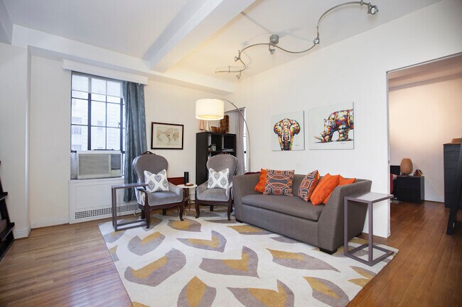 Foto del edificio - 340 W 57th St