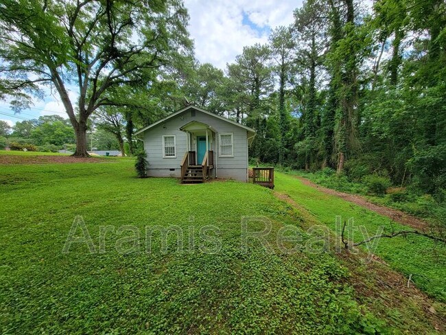 Building Photo - 2087 Trailwood Rd