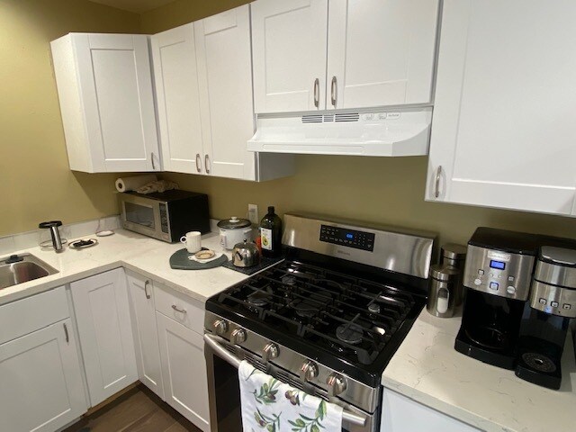 Foto del edificio - 6726 Valley Circle Blvd