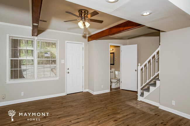 Foto del edificio - Charming Townhome in Huntsville!