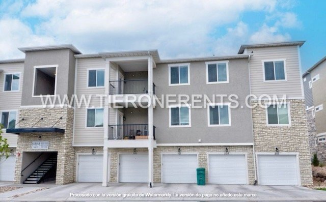 Primary Photo - "Stunning 3-Bedroom/ 2 Bath Apartment in L...