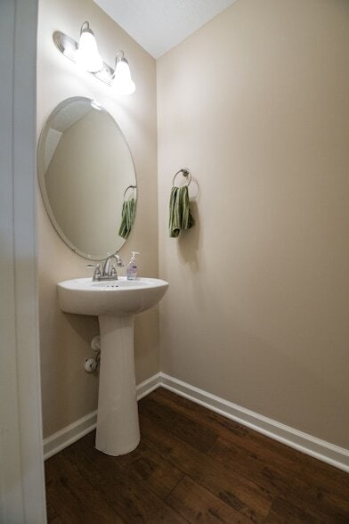 Building Photo - 4414 Sunday Silence Way