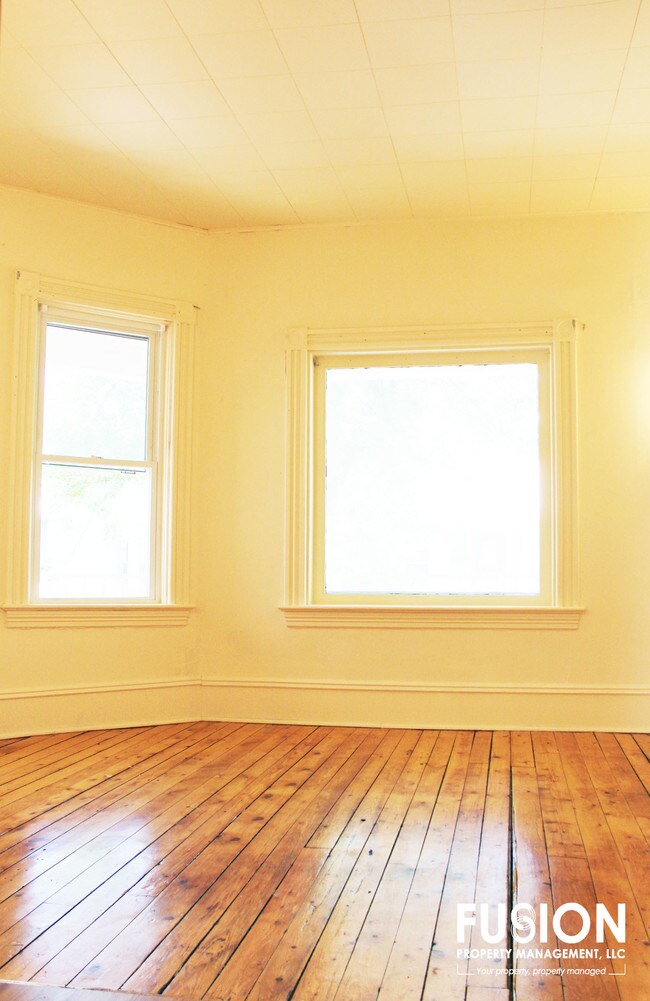Building Photo - 48 Green St