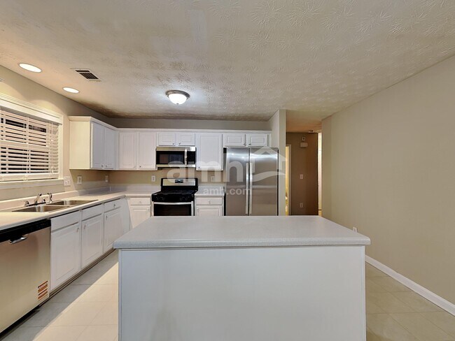 Foto del edificio - 3801 Bogan Mill Rd