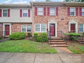Building Photo - 6436 Old Pineville Rd