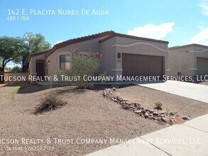 Building Photo - 142 E Placita Nubes De Agua