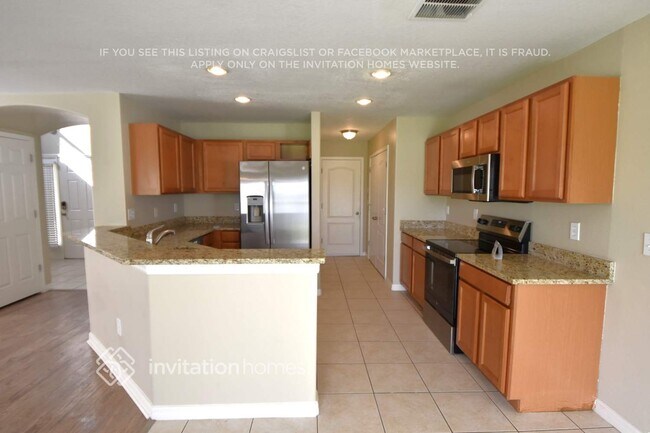 Foto del edificio - 13513 Fladgate Mark Drive