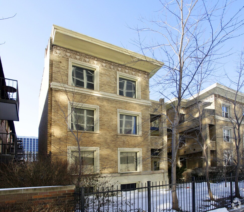 Foto del edificio - 4338 N Clarendon Ave