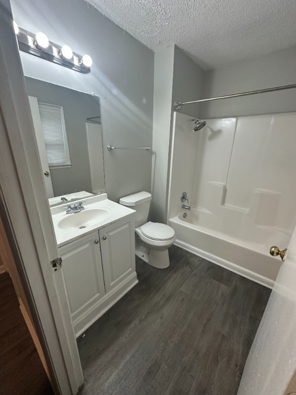 Foto del edificio - 219 W Flower St