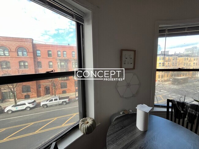 Foto del edificio - 610 Columbus Ave