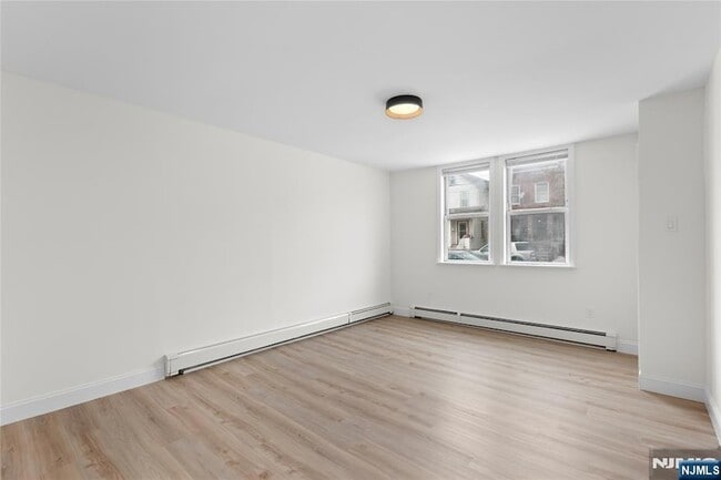 Foto del edificio - 676 Chestnut St