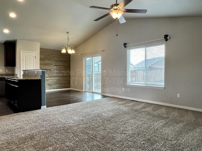 Building Photo - 10020 Seawolf Dr