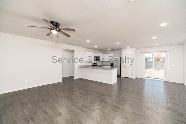 Foto del edificio - 24516 W Pima St