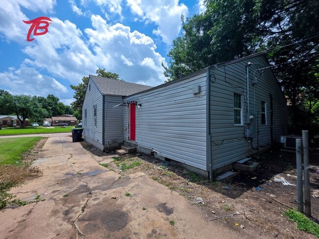 Building Photo - 1153 Windemere Ave