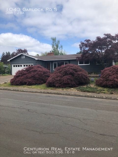 Building Photo - 1043 Garlock St S