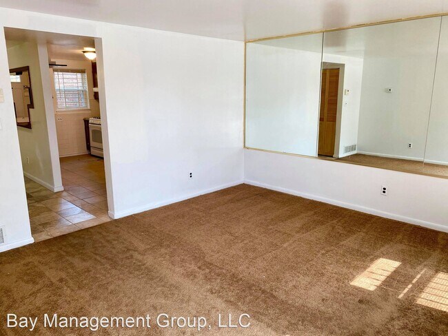Foto del edificio - 3 br, 1 bath House - 1318 E Monument St