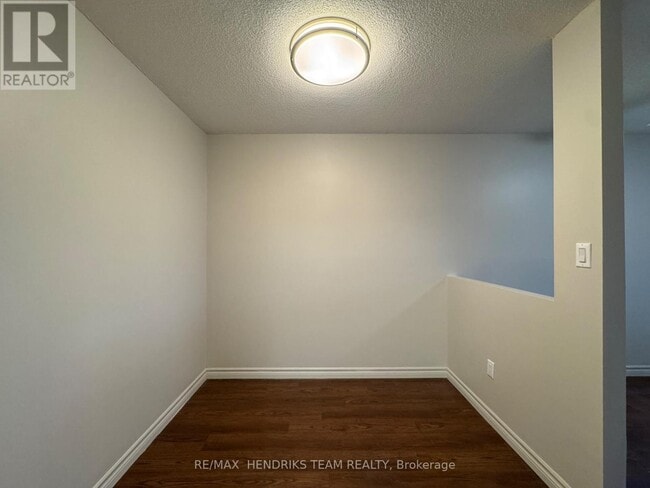 Building Photo - 87 Rockwood Ave