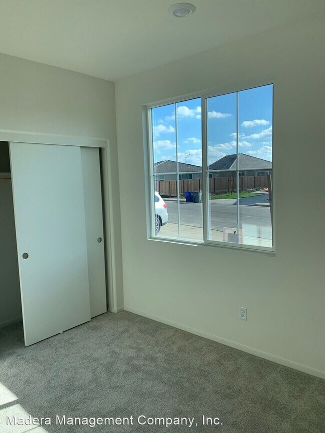 Foto del edificio - 3 br, 2 bath House - 3595 Morro Rock PL