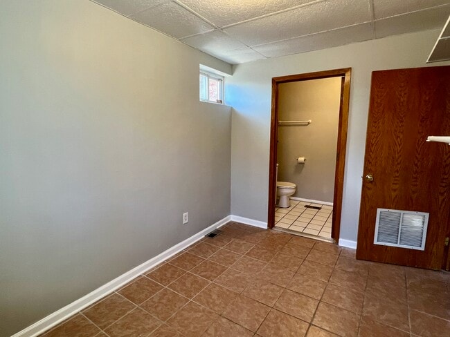 Building Photo - 3043 S Archer Ave