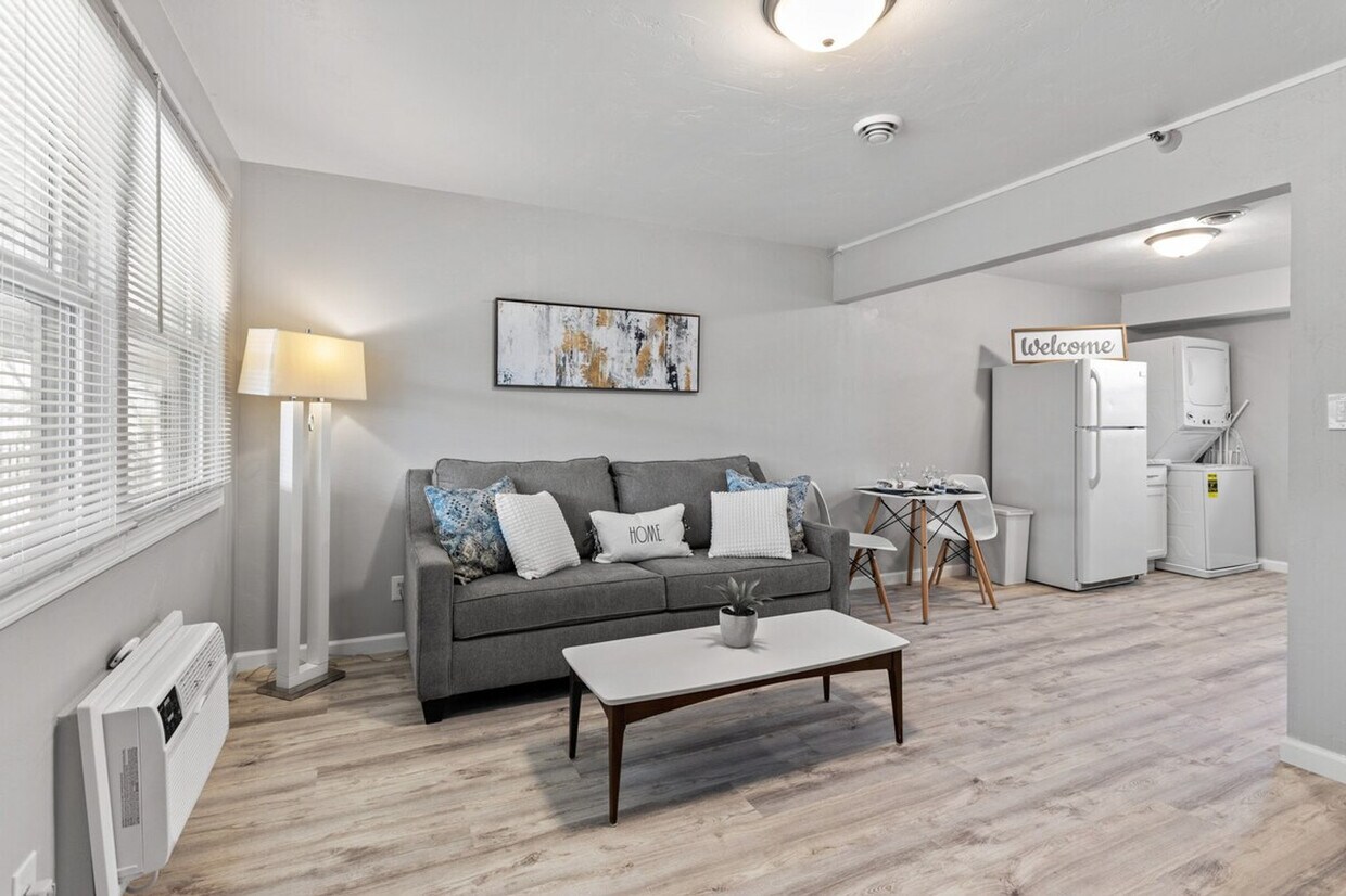 Foto principal - 826 W Browning St