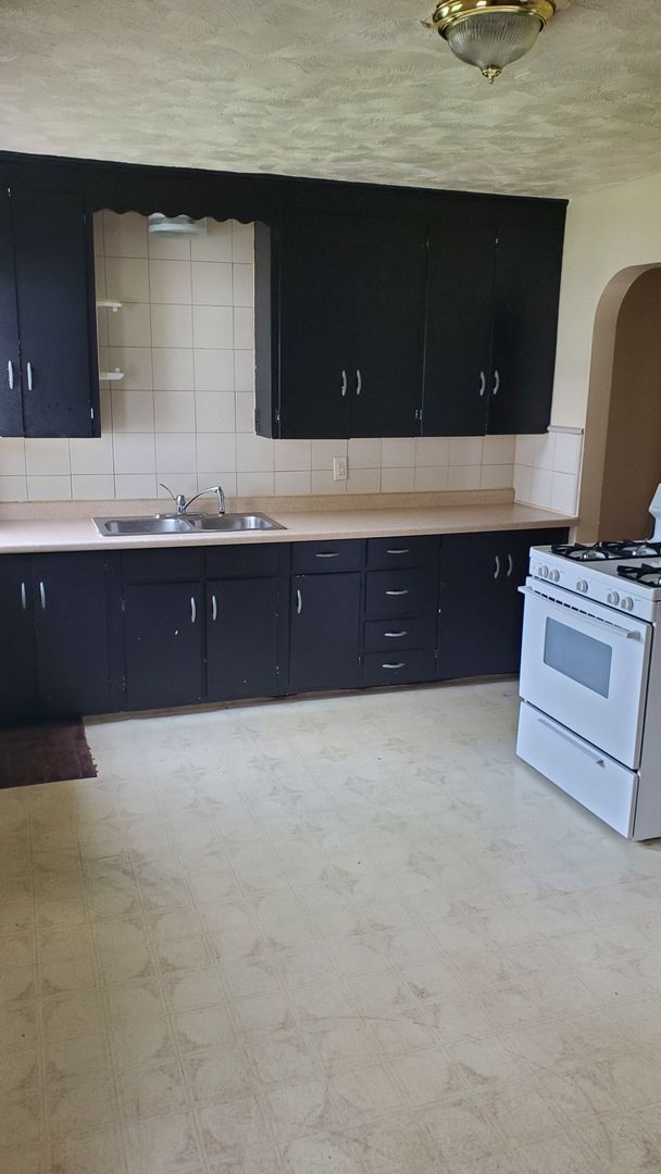 Foto del edificio - 377-381 S. Greenwood Street