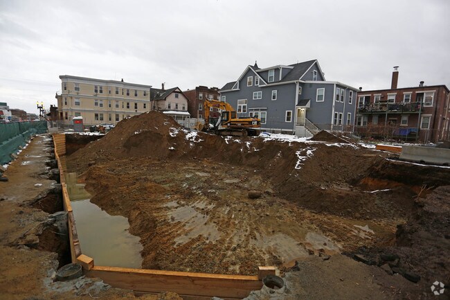 Building Photo - 123 Shirley Ave