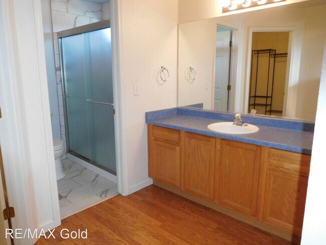 Building Photo - 3 br, 2 bath House - 842 Randell Drive