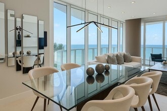 Building Photo - 17001 Collins Ave