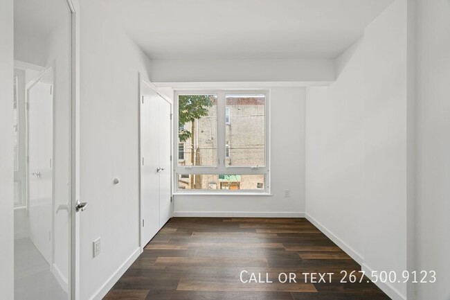 Building Photo - Newly built 1BR apartment available for De...