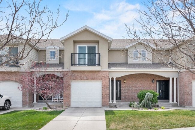 Building Photo - 231 Sunshine Dr
