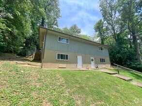 Building Photo - 133 W Ridgewood Ave