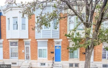 Building Photo - 608 Oldham St