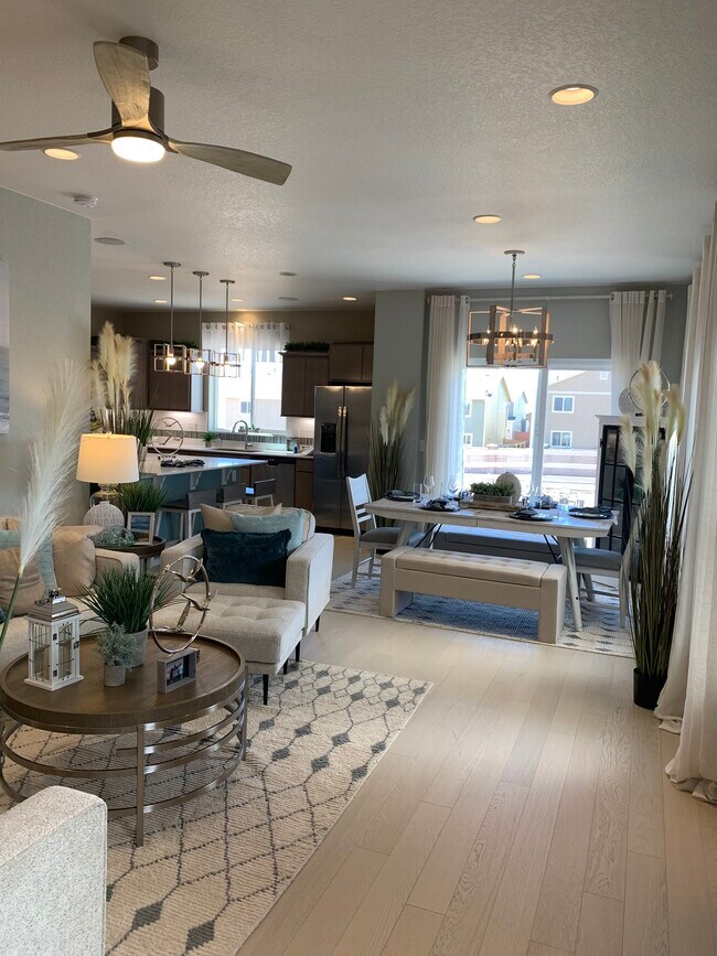 Foto del edificio - 3731 Vineyard Cir
