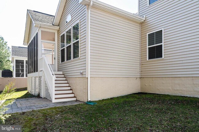 Building Photo - 33611 Herring View Dr