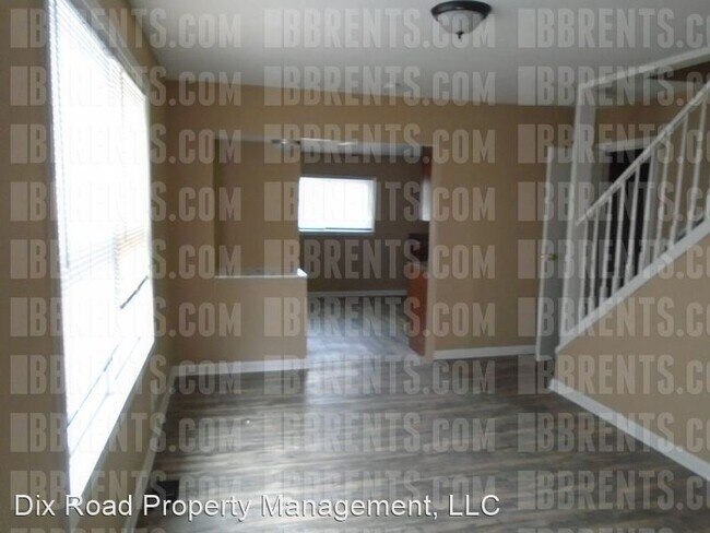 Foto del edificio - 2 br, 1 bath House - 1683 Kahn Avenue,