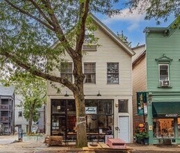 Building Photo - 2111 W Roscoe St Building Photo - 2111 W Roscoe St