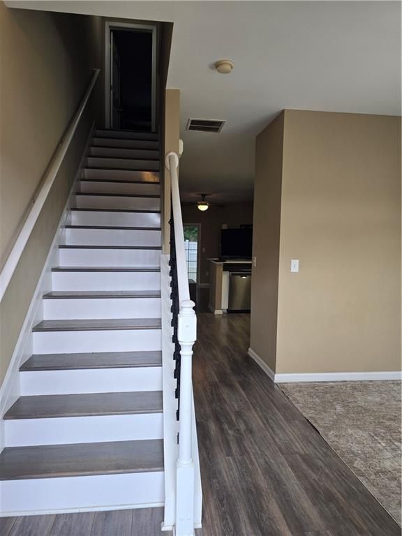 Foto del edificio - 3222 Hidden Cove Cir NW
