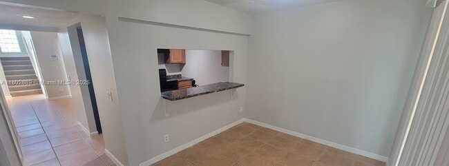 Building Photo - 5140 Elmhurst Rd