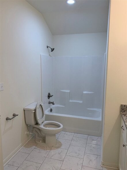 Foto del edificio - 3511 Brookstone Dr