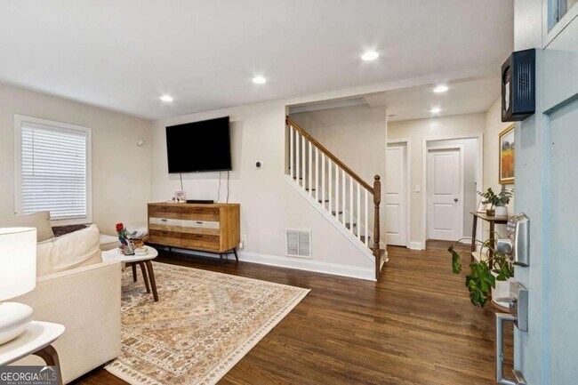 Foto del edificio - 1865 Stanton St