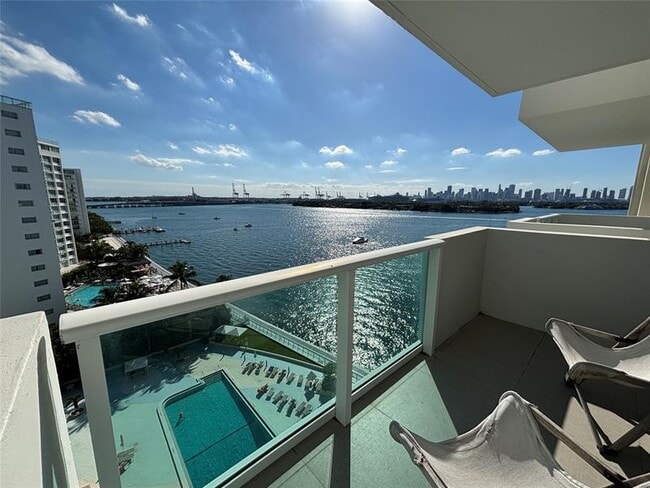 Building Photo - 1200 West Ave