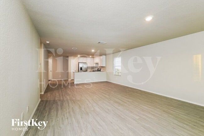 Building Photo - 5312 Fair Moon Dr