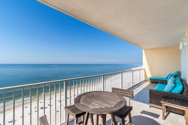 Foto del edificio - 365 E Beach Blvd