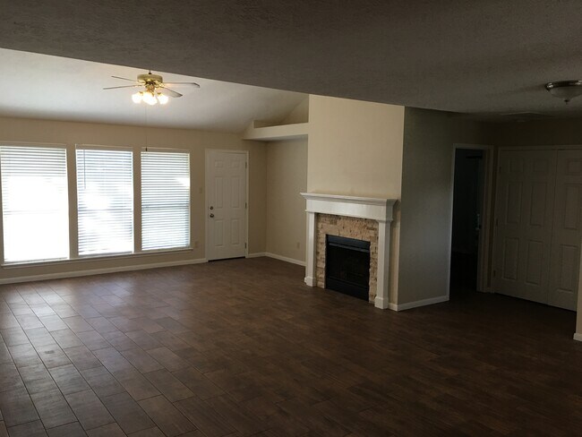 Foto del edificio - 14518 Cypress Green Dr