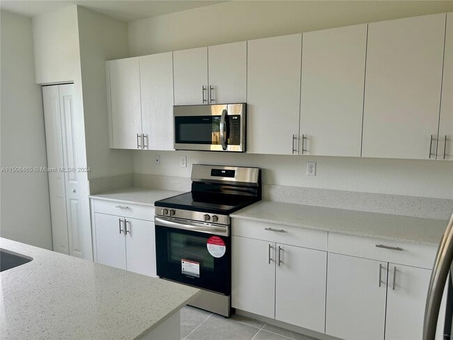 Foto del edificio - 28887 SW 162nd Ct