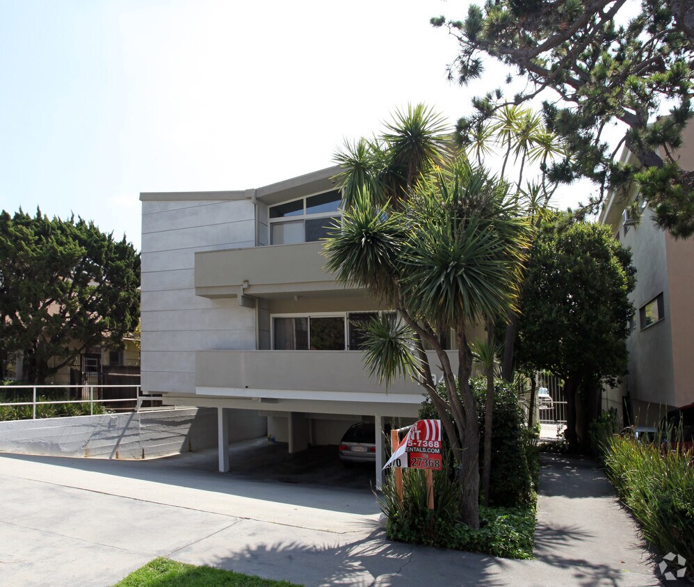 Building Photo - 11948 Gorham Ave