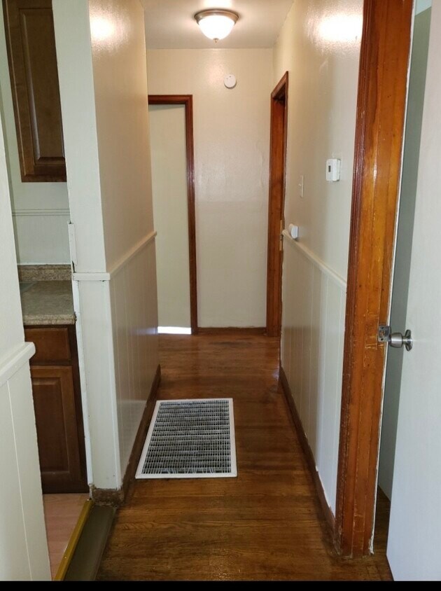 Primary Photo - 315 Banff Cir